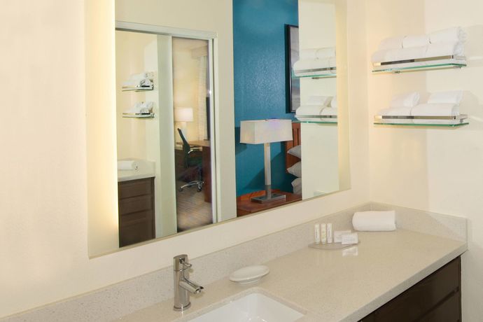 Imagen de la habitación del Hotel Residence Inn By Marriott Phoenix Mesa East. Foto 17