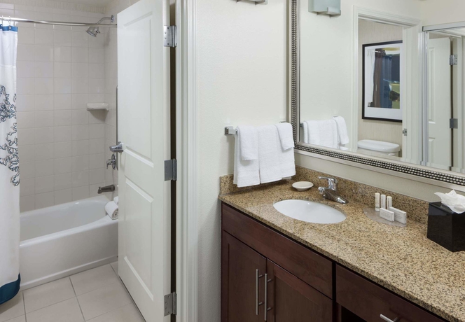 Imagen de la habitación del Hotel Residence Inn By Marriott Phoenix North/happy Valley. Foto 8