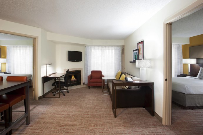 Imagen de la habitación del Hotel Residence Inn By Marriott Pittsburgh Airport. Foto 9