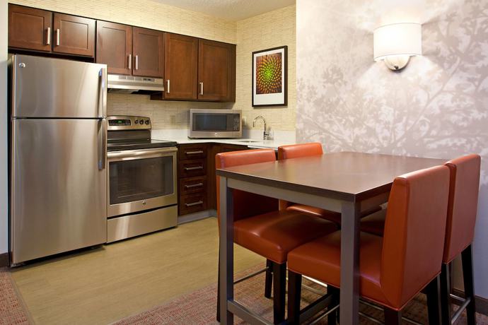 Imagen de la habitación del Hotel Residence Inn By Marriott Pittsburgh Airport. Foto 11