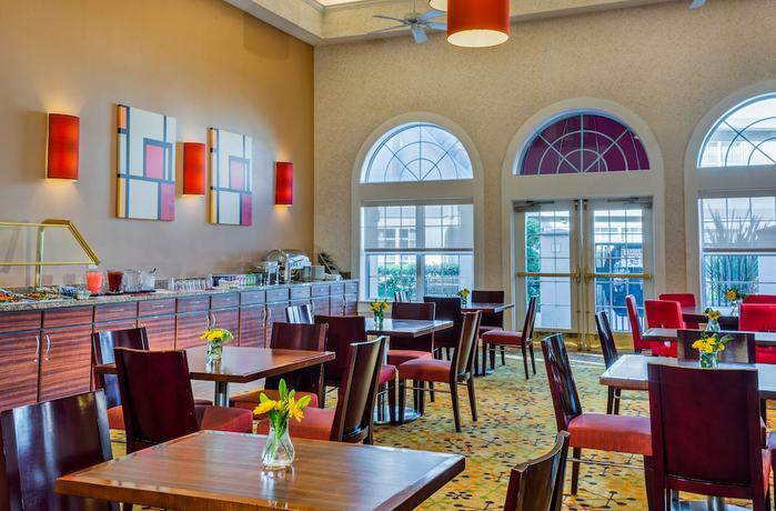 Imagen del bar/restaurante del Hotel Residence Inn By Marriott Pleasanton. Foto 3