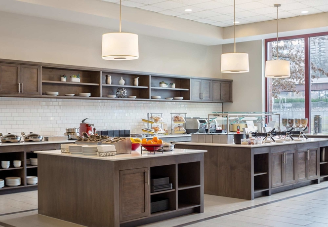 Imagen del bar/restaurante del Hotel Residence Inn By Marriott Portland Downtown/riverplace. Foto 3