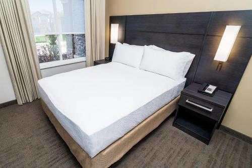 Imagen de la habitación del Hotel Residence Inn By Marriott Reno Sparks. Foto 7