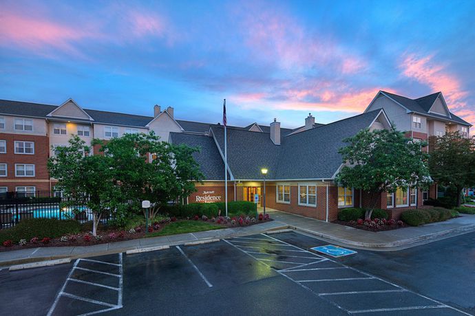 Imagen general del Hotel Residence Inn By Marriott Richmond Northwest. Foto 4