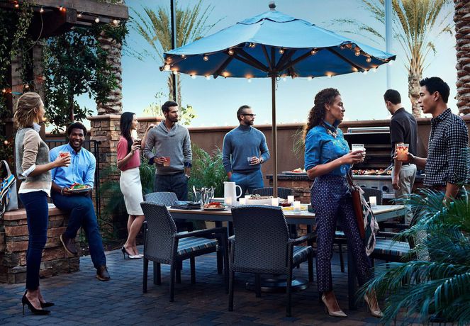 Imagen del bar/restaurante del Hotel Residence Inn By Marriott Richmond Northwest. Foto 6