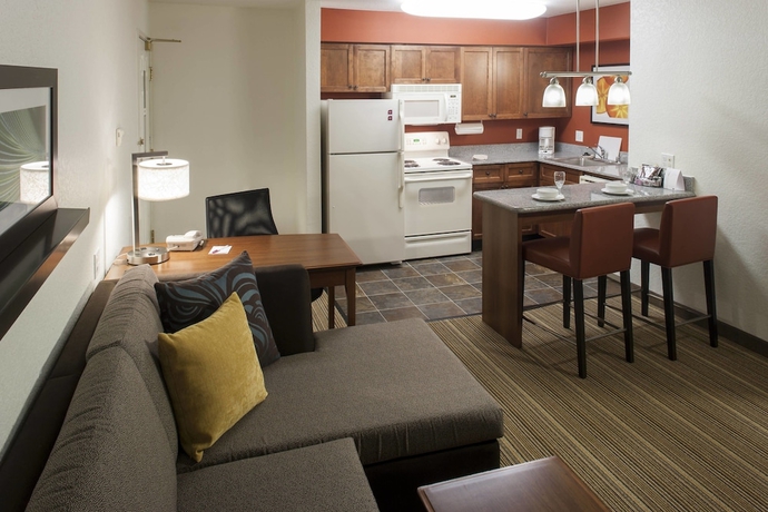 Imagen general del Hotel Residence Inn By Marriott Rogers. Foto 1