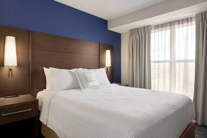 Imagen de la habitación del Hotel Residence Inn By Marriott Roseville. Foto 6