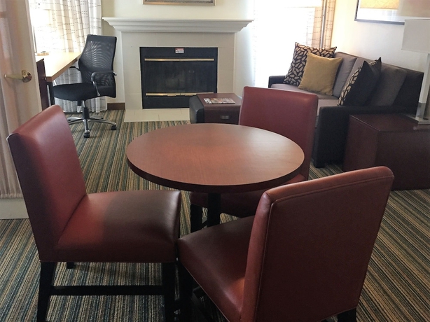 Imagen de la habitación del Hotel Residence Inn By Marriott Sacramento Airport Natomas. Foto 11