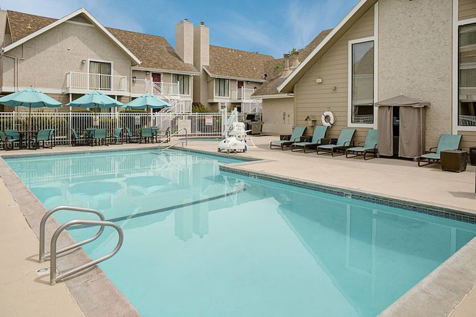 Imagen de la piscina del Hotel Residence Inn By Marriott Sacramento Cal Expo, Sacramento. Foto 20