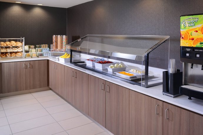 Imagen del bar/restaurante del Hotel Residence Inn By Marriott San Antonio Airport/alamo Heights. Foto 7