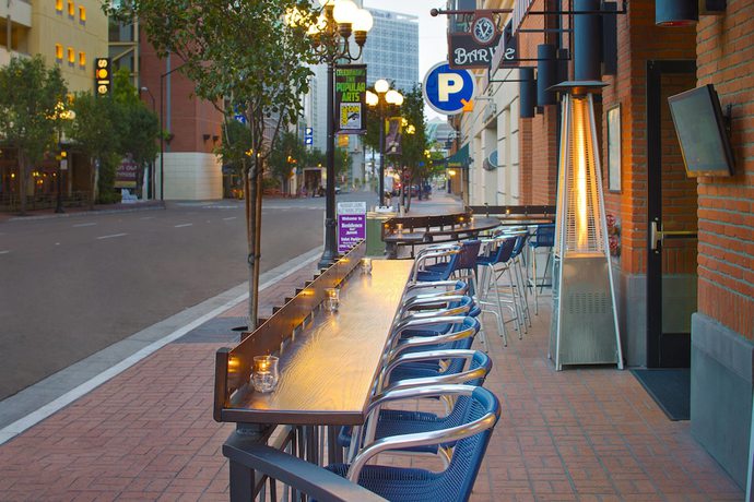 Imagen del bar/restaurante del Hotel Residence Inn By Marriott San Diego Downtown/gaslamp Quarter. Foto 7