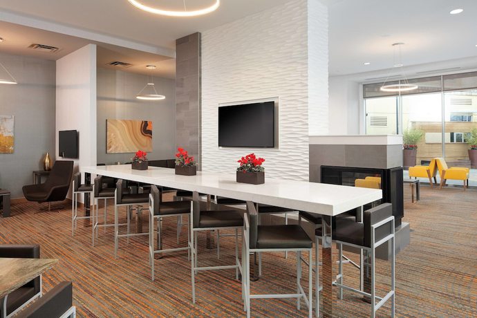 Imagen del bar/restaurante del Hotel Residence Inn By Marriott San Jose Cupertino. Foto 3