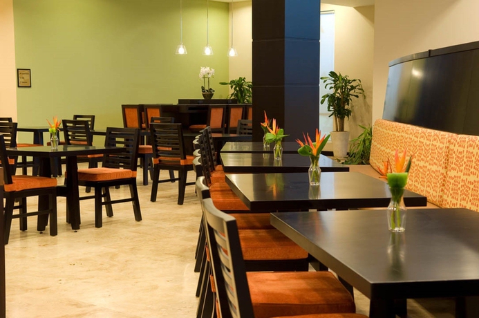 Imagen del bar/restaurante del Hotel Residence Inn By Marriott San Jose Escazu. Foto 4