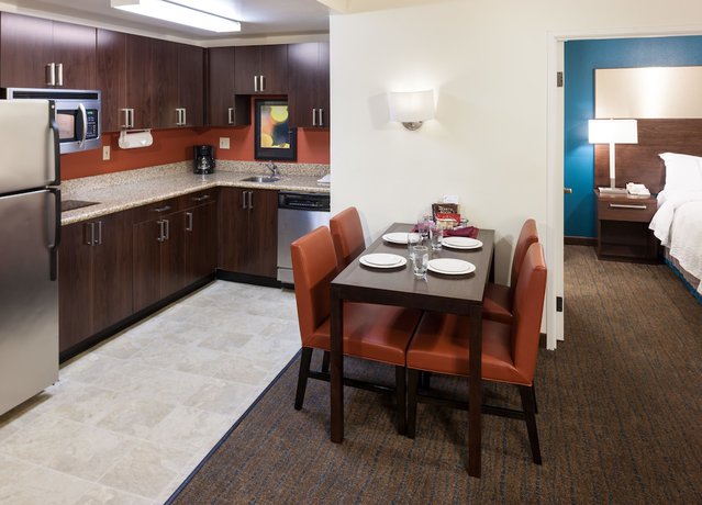 Imagen de la habitación del Hotel Residence Inn By Marriott Santa Clarita Valencia. Foto 12