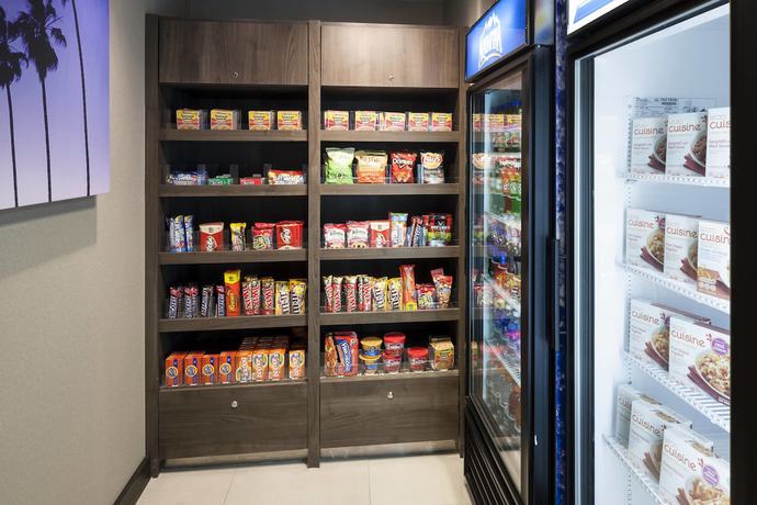 Imagen de los interiores del Hotel Residence Inn By Marriott Santa Clarita Valencia. Foto 18