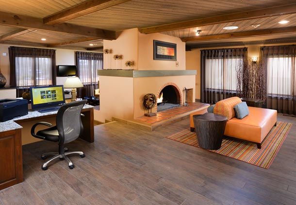 Imagen de los interiores del Hotel Residence Inn By Marriott Santa Fe. Foto 8