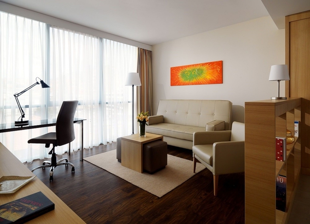 Imagen de los interiores del Hotel Residence Inn By Marriott Sarajevo. Foto 16