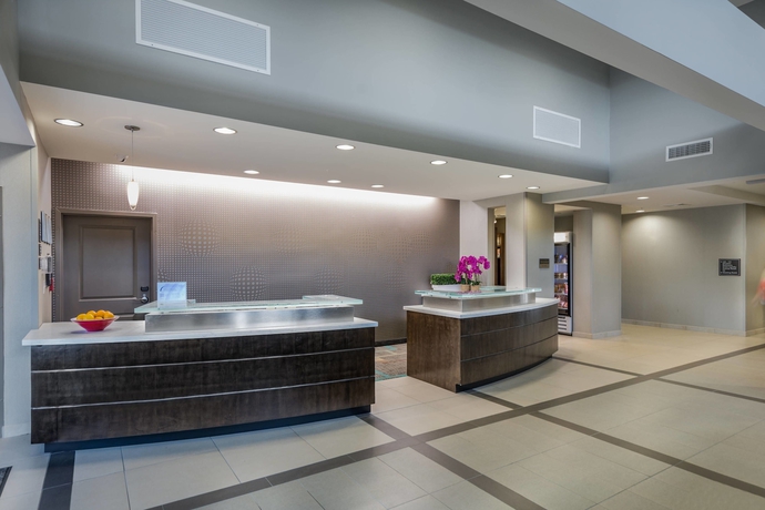 Imagen de los interiores del Hotel Residence Inn By Marriott Savannah Airport. Foto 18