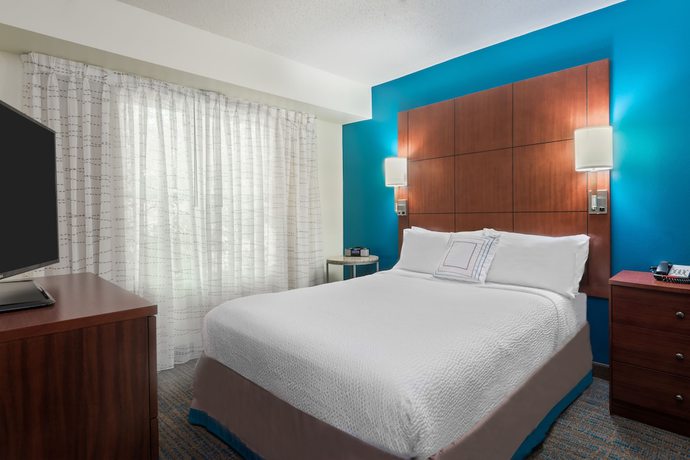 Imagen de la habitación del Hotel Residence Inn By Marriott Savannah Midtown. Foto 6