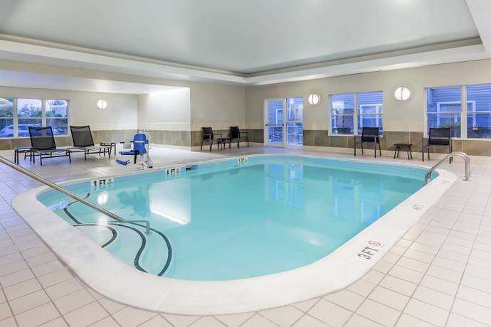 Imagen de la piscina del Hotel Residence Inn By Marriott Savannah Midtown. Foto 16
