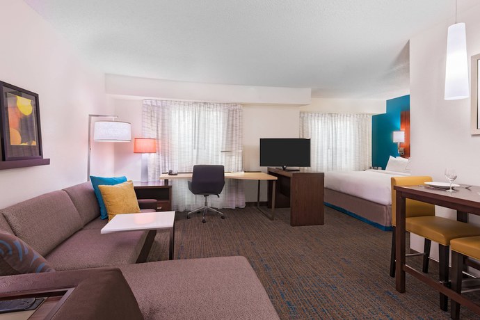 Imagen de la habitación del Hotel Residence Inn By Marriott Savannah Midtown. Foto 11