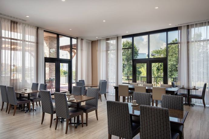 Imagen del bar/restaurante del Hotel Residence Inn By Marriott Seattle South/renton. Foto 4