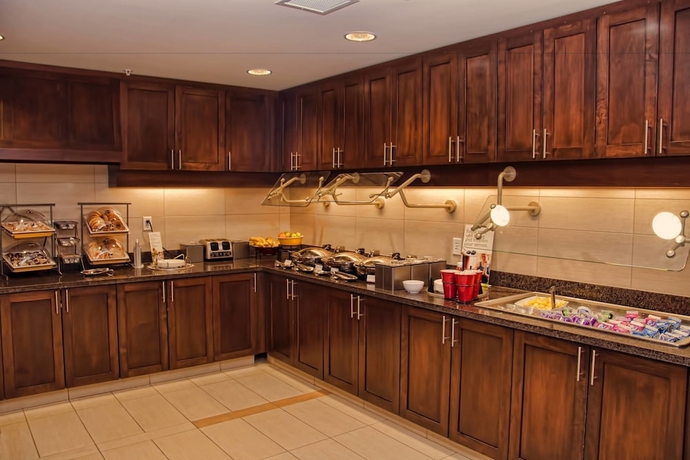 Imagen del bar/restaurante del Hotel Residence Inn By Marriott Springfield South. Foto 6