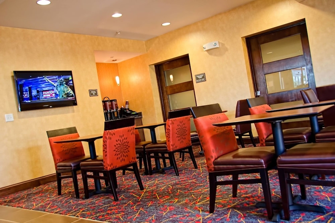 Imagen del bar/restaurante del Hotel Residence Inn By Marriott Springfield South. Foto 8