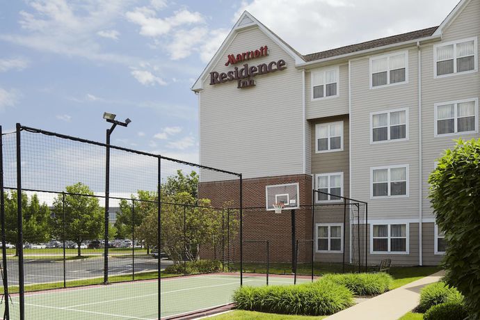 Imagen de los exteriores del Hotel Residence Inn By Marriott St Louis Airport. Foto 7