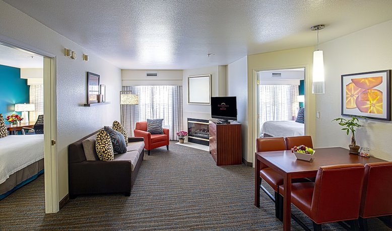 Imagen de la habitación del Hotel Residence Inn By Marriott Stockton. Foto 9