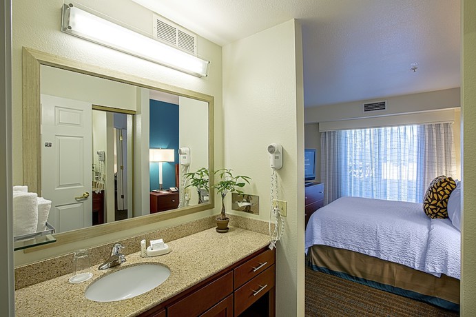 Imagen de la habitación del Hotel Residence Inn By Marriott Stockton. Foto 10