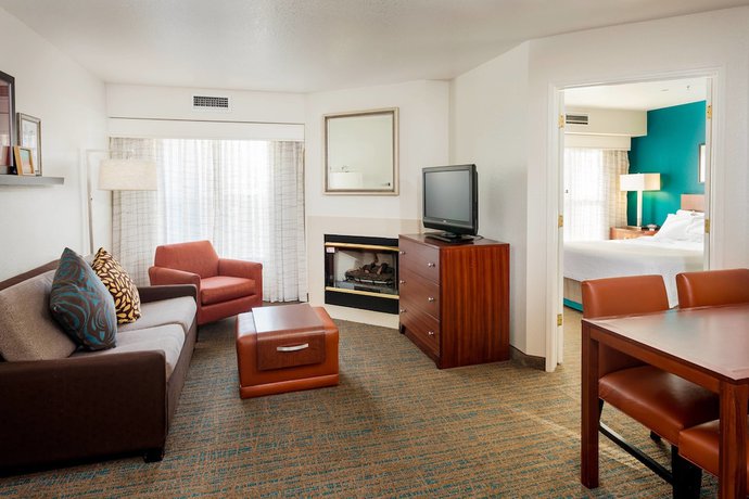 Imagen general del Hotel Residence Inn By Marriott Stockton. Foto 3