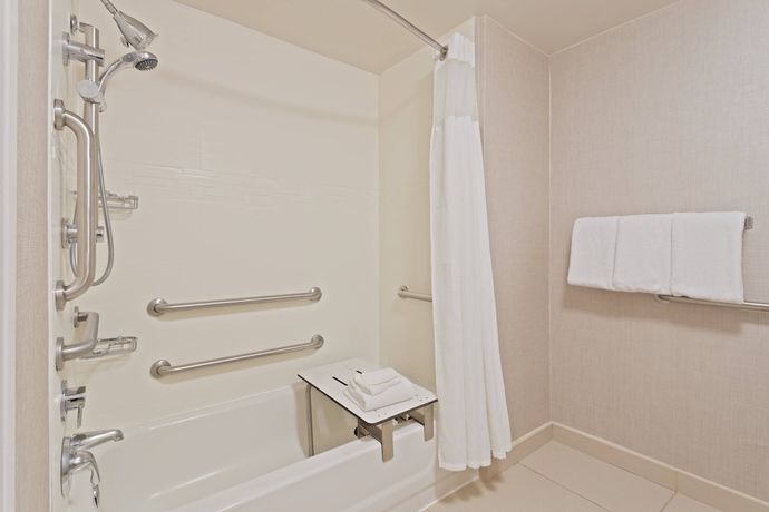 Imagen de la habitación del Hotel Residence Inn By Marriott Tampa At Usf/medical Center. Foto 4