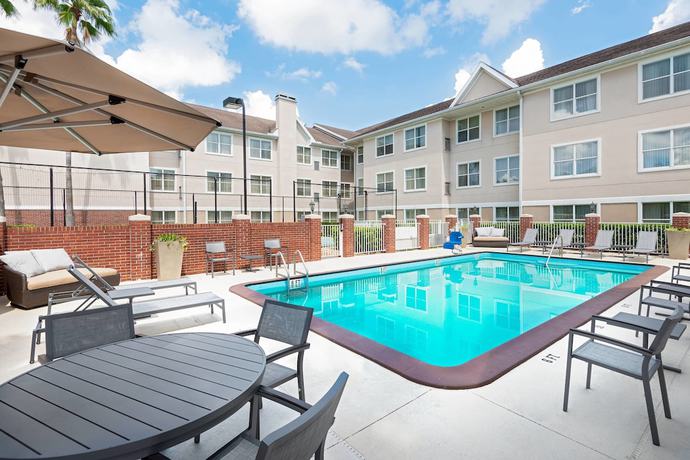 Imagen de la piscina del Hotel Residence Inn By Marriott Tampa Sabal Park/brandon. Foto 20