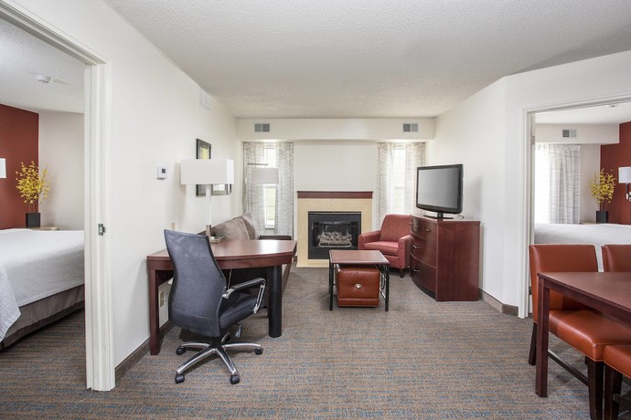 Imagen de la habitación del Hotel Residence Inn By Marriott Topeka. Foto 4
