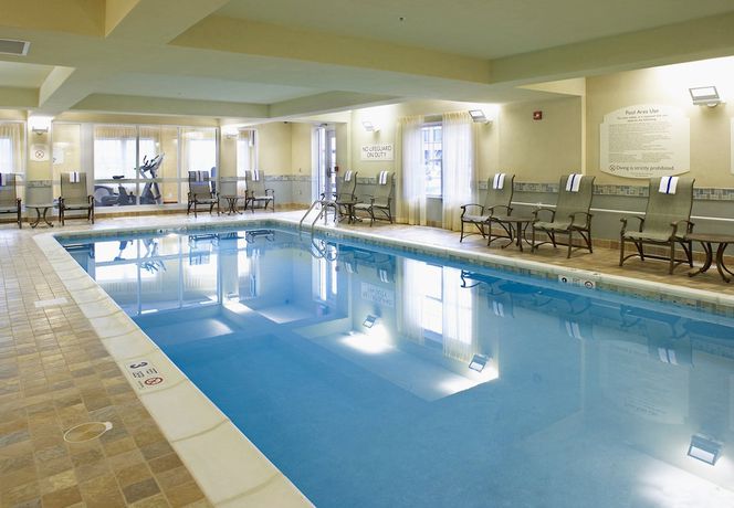 Imagen de la piscina del Hotel Residence Inn By Marriott Toronto Vaughan. Foto 12
