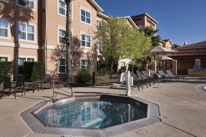 Imagen de la piscina del Hotel Residence Inn By Marriott Tucson Airport. Foto 20