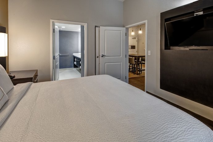Imagen de la habitación del Hotel Residence Inn By Marriott Tulsa Midtown. Foto 3