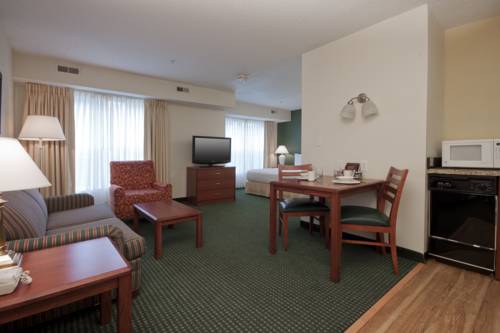 Imagen de la habitación del Hotel Residence Inn By Marriott Tulsa South. Foto 2