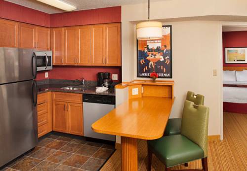 Imagen de la habitación del Hotel Residence Inn By Marriott Tysons. Foto 9
