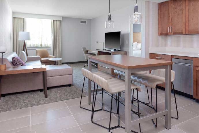 Imagen de los interiores del Hotel Residence Inn By Marriott Virginia Beach Town Center. Foto 18