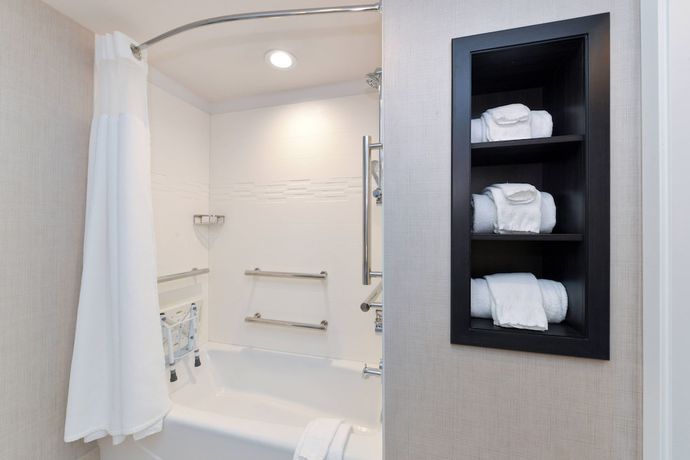 Imagen de la habitación del Hotel Residence Inn By Marriott Visalia. Foto 18