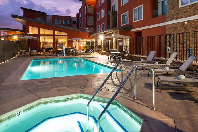 Imagen general del Hotel Residence Inn By Marriott Visalia. Foto 1