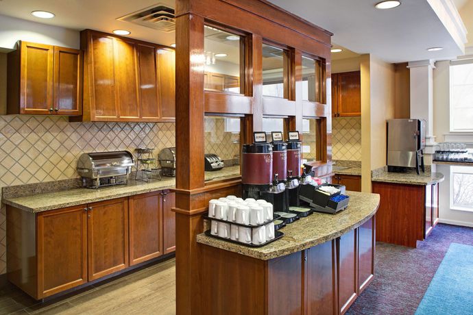 Imagen del bar/restaurante del Hotel Residence Inn By Marriott Whitby. Foto 3
