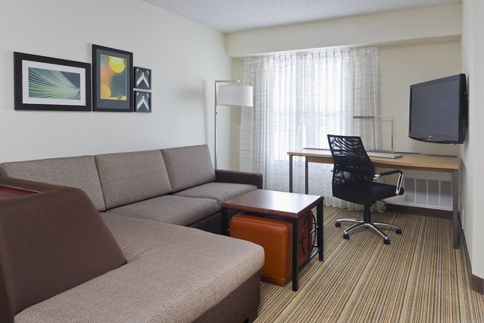 Imagen de la habitación del Hotel Residence Inn Canton. Foto 5