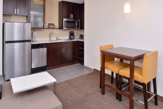 Imagen de la habitación del Hotel Residence Inn Cedar Rapids South. Foto 5