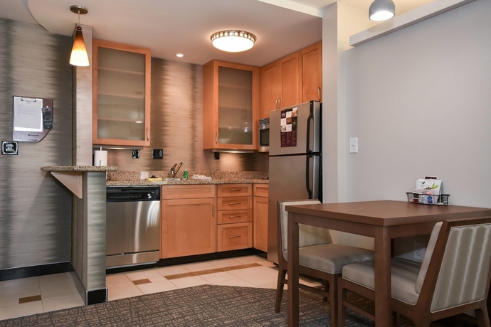 Imagen de la habitación del Hotel Residence Inn Charlotte Concord. Foto 15