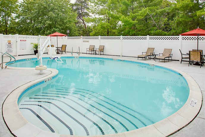 Imagen de la piscina del Hotel Residence Inn Cherry Hill Philadelphia. Foto 12