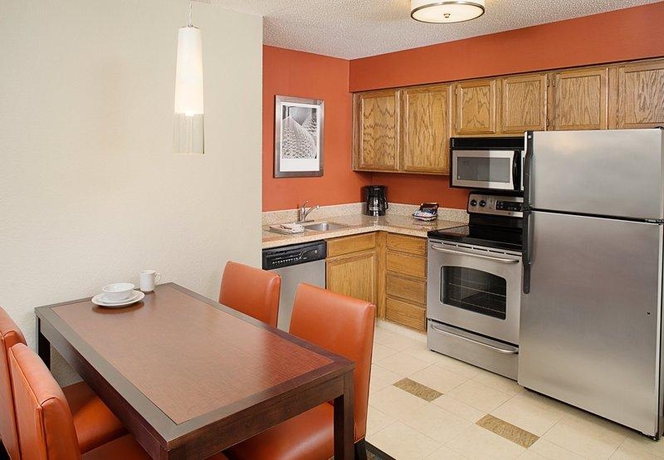 Imagen de la habitación del Hotel Residence Inn Chicago O'Hare. Foto 13