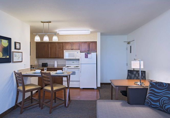 Imagen de los interiores del Hotel Residence Inn Columbia. Foto 13